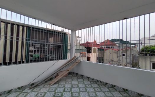 CẦN BÁN NHÀ ĐẸP NGÕ LÂM DU, BỒ ĐỀ LONG BIÊN 61m2 ,5.8 TỶ