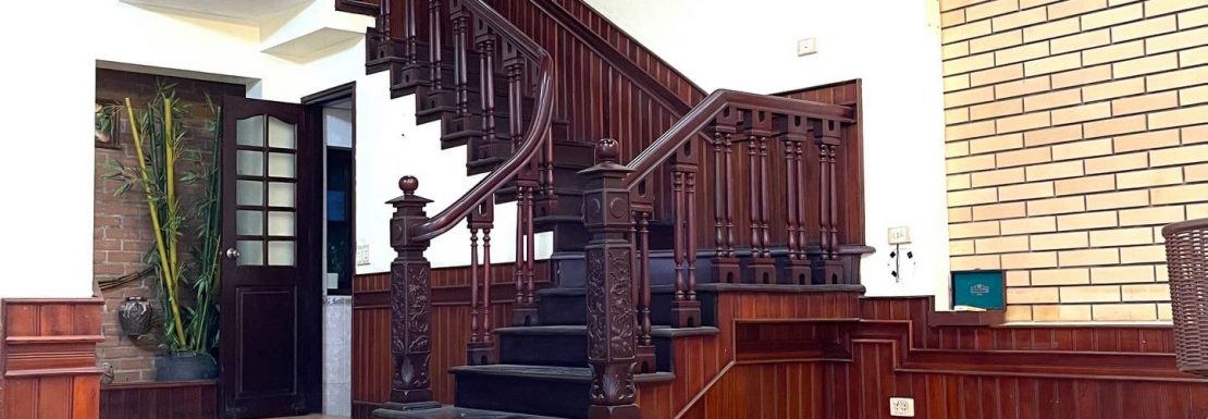 CẦN BÁN NHÀ BIỆT THỰ MINI NGÕ NGUYỄN VĂN CỪ LONG BIÊN 64m2 ,6.8 TỶ