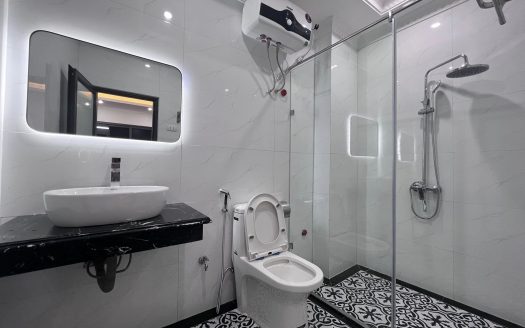 BÁN NHÀ ĐỨC GIANG LONG BIÊN