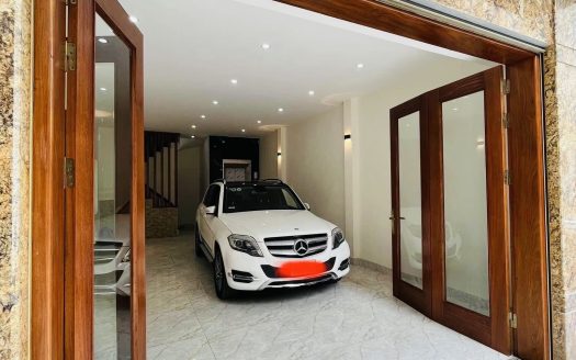 Bán nhà Nguyễn Văn Cừ, lô góc 54m2, 5 tầng, thang máy, Gara ô tô. LH 0915012356
