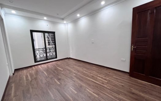 BÁN NHÀ PHỐ NGỌC LÂM 