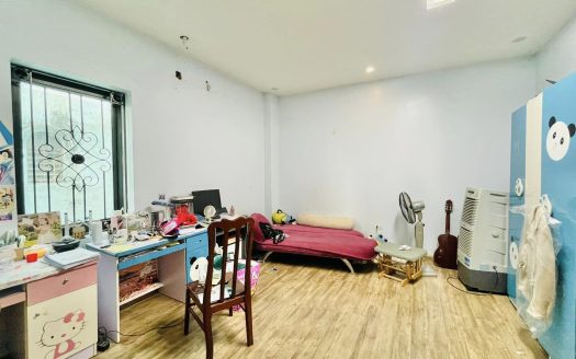Bán nhà MP Lâm Du - Bồ Đề
