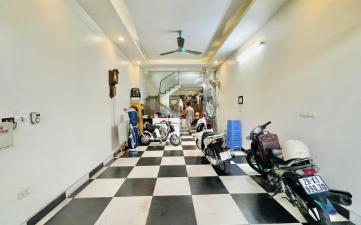 Bán nhà MP Lâm Du - Bồ Đề