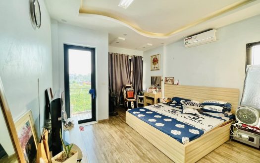 Bán nhà MP Lâm Du - Bồ Đề
