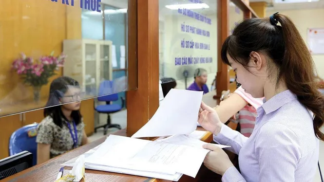 Công chứng treo là gì? Tiềm ẩn những rủi ro nào?