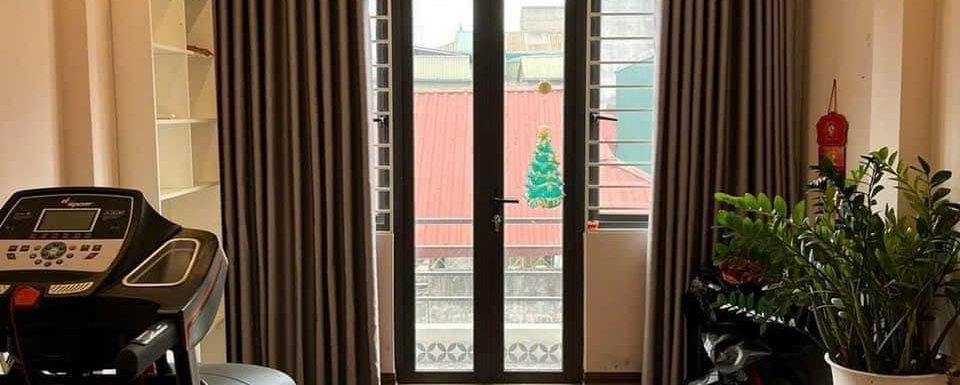 Bán Nhà 5T Bát Khối, Long Biên 35m2 chỉ 2,65 tỷ ( giá thương lượng thêm)