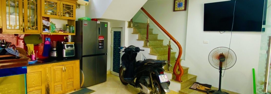Chuyển Việc Cần Bán Nhà Ngọc Thụy, Long Biên 5T, 35m2 giá 2,98 tỷ