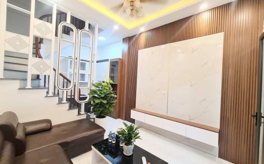 Giá Tốt. Bán Nhà Ngô Gia Tự Thông Sang Hoa Lâm, Long Biên 42m2, 5T, giá 4,08 tỷ