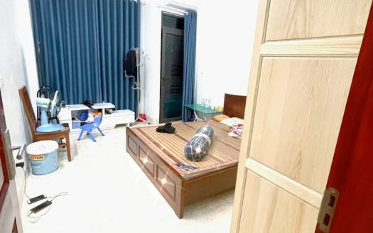 Bán Nhà Chu Huy Mân, Phường Phúc Đồng, Bán Nhà Chu Huy Mân, Phường Phúc Đồng, Long Biên 45m2, 4T chỉ 4,85 tỷ (ô tô vào nhà)Long Biên 45m2, 4T chỉ 4,85 tỷ (ô tô vào nhà)