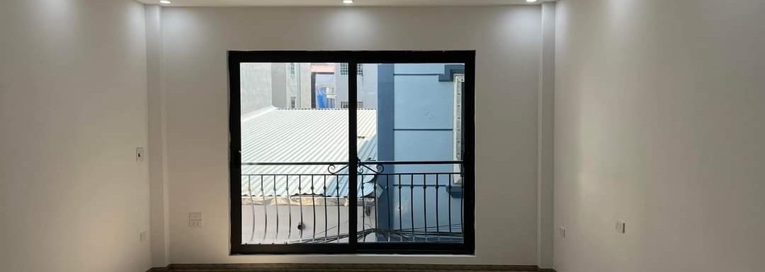 Bán Nhà Ngô Gia Tự, Long Biên 33m2, 5T chỉ 2,95 tỷ ( Thoáng sáng)