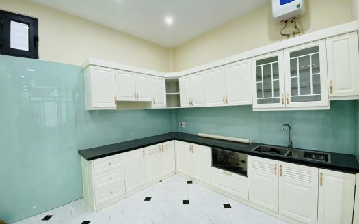 Giá Tốt. Bán Nhà Ngô Gia Tự, Long Biên 38m2, 5T chỉ 3,6 tỷ (Cam kết chuẩn)