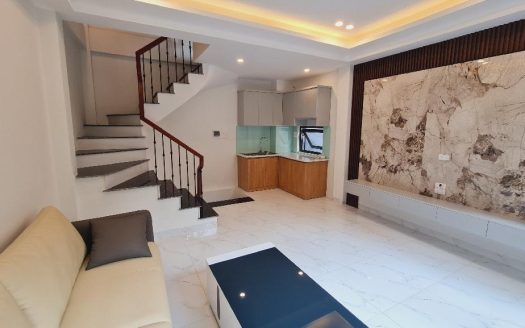 Bán Nhà Thạch Bàn, Long Biên 6T, 33m2 giá 5,73 tỷ (Lô Góc, ô tô vào nhà)