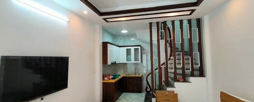 Bán Nhà Nguyễn Văn Cừ, Long Biên 32m2, 5T, chỉ 6,95 tỷ. Hiếm Có Khó Tìm.