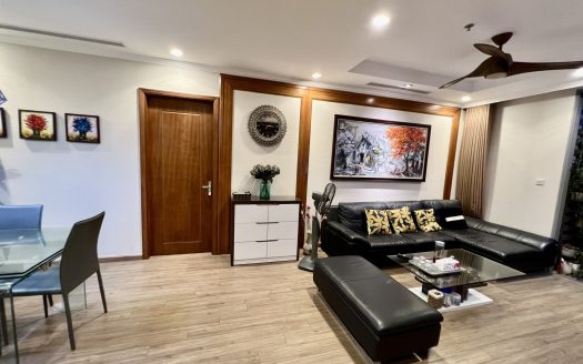 Giá Tốt. Cần Tiền Gấp Bán Chung Cư Việt Hưng, Long Biên 75m2, chỉ 4,55 tỷ