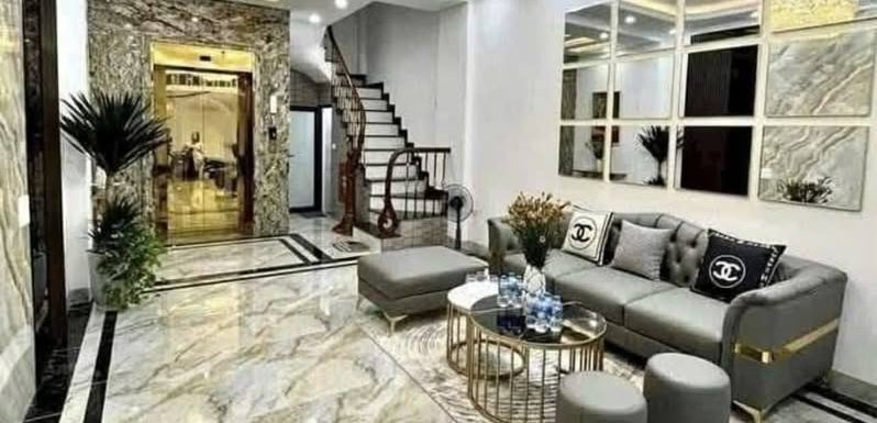 Bán Nhà Đẹp Ngô Gia Tự, Long Biên 52m2, 6T, giá 10,5 tỷ (thang máy, nội thất đẹp)