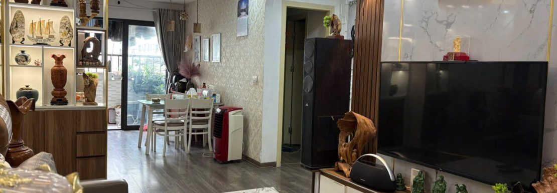 Chủ chuyển công tác cần bán căn chung cư KĐT Sài Đồng, Long Biên 68m2, giá 4 tỷ